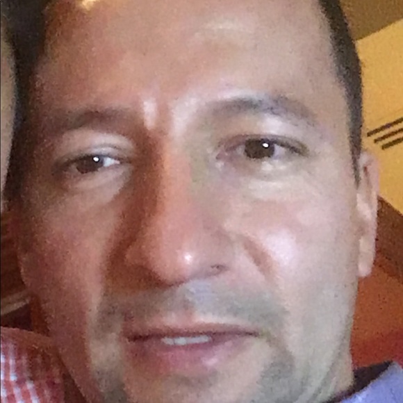 Meet your Posher, Fernando - Picture 1 of 1